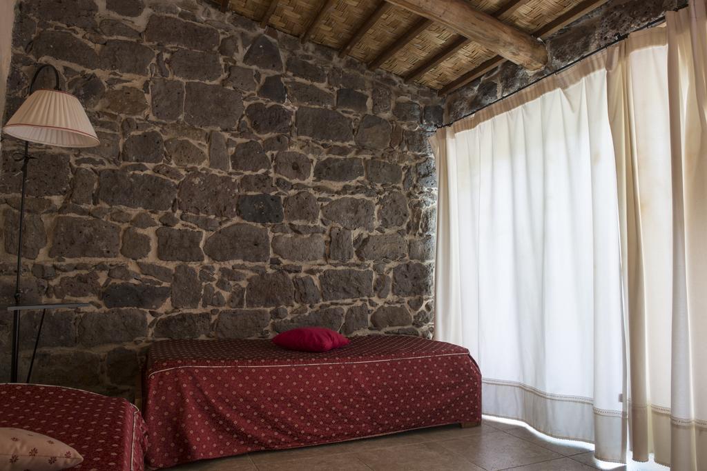 Country Hotel Mandra Edera Abbasanta Δωμάτιο φωτογραφία