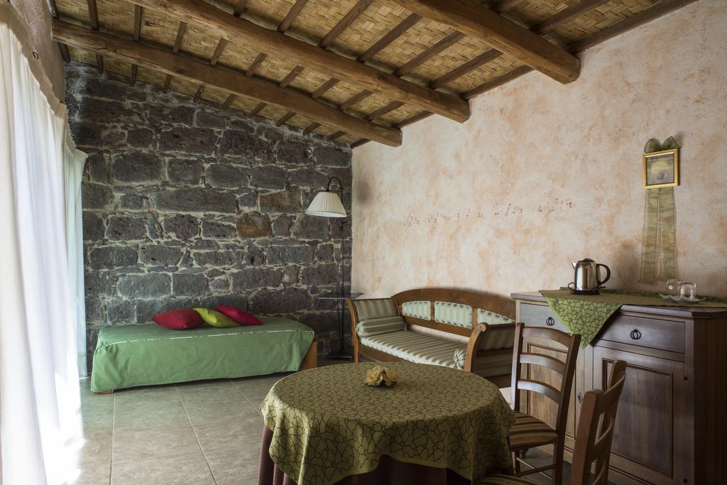 Country Hotel Mandra Edera Abbasanta Δωμάτιο φωτογραφία